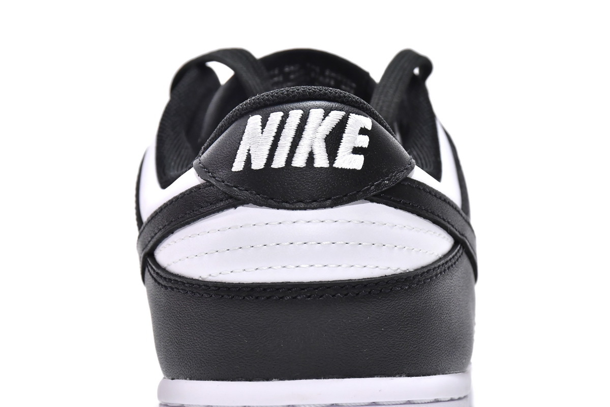 Black and White Dunks Fake