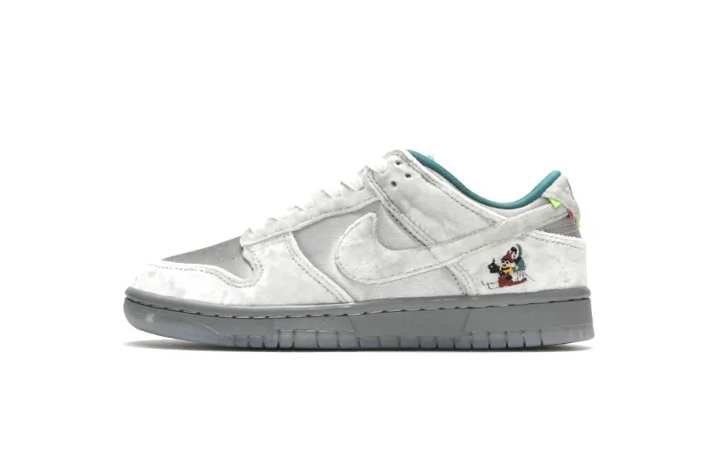 Nike SB Dunk Low Ice