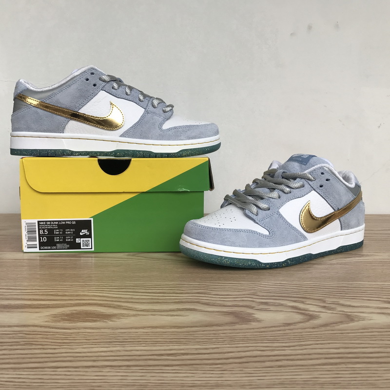 Reps Sneakers Sean Cliver x Nike SB Dunk Low Snow White DC9936-100