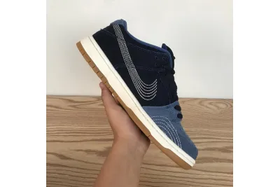 Reps Sneakers Nike SB Dunk Low Sashiko Denim Gum CV0316-400 02