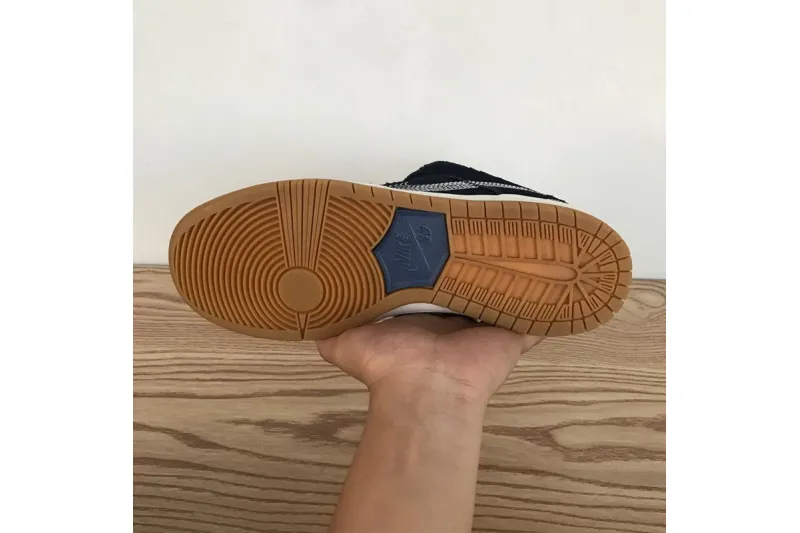 Reps Sneakers Nike SB Dunk Low Sashiko Denim Gum CV0316-400