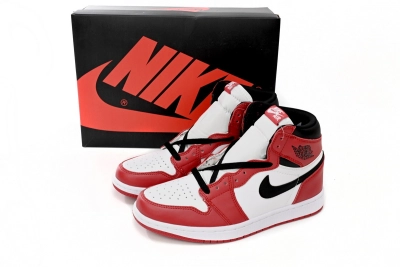 Jordan 1 Retro Chicago (2015) 555088-101 02