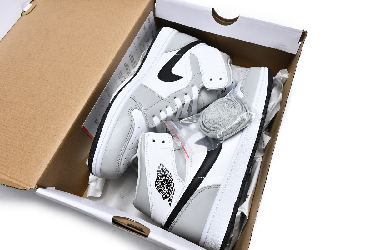Smoke Grey Mids