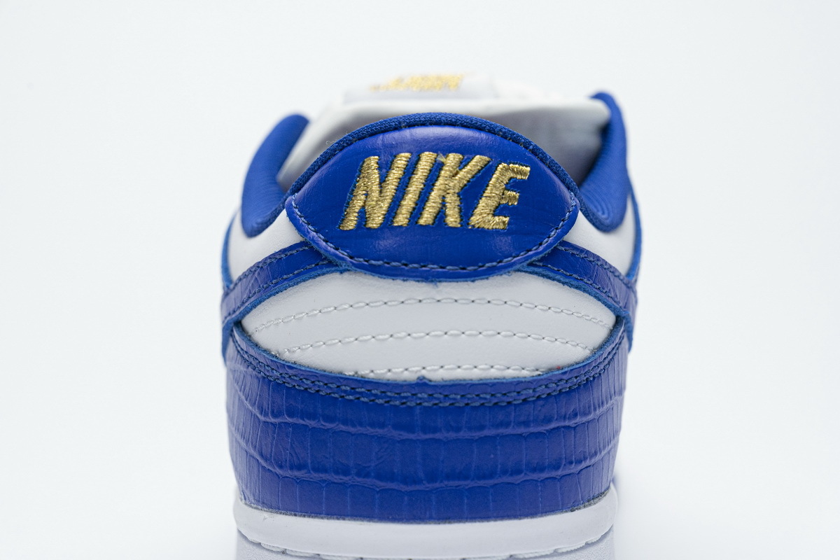 supreme dunk hyper royal