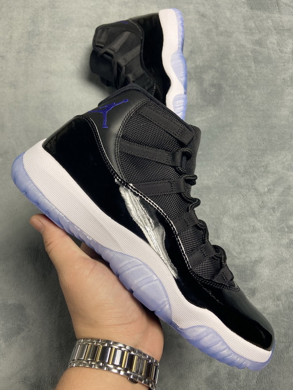 space jam jordans