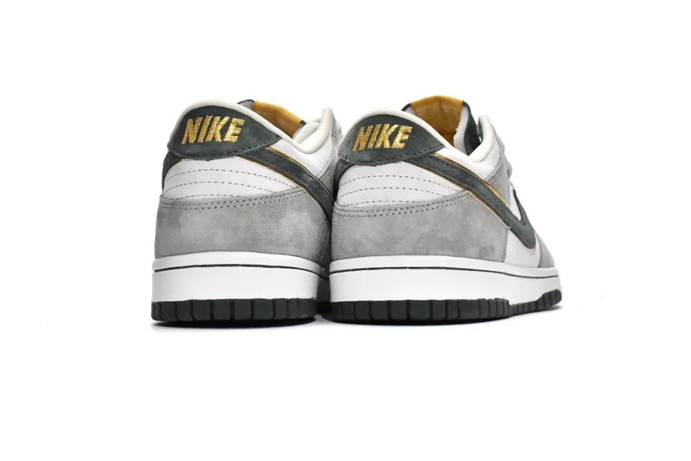 Otomo Katsuhiro x Nike SB Dunk Low Steamboy OST Grey Green