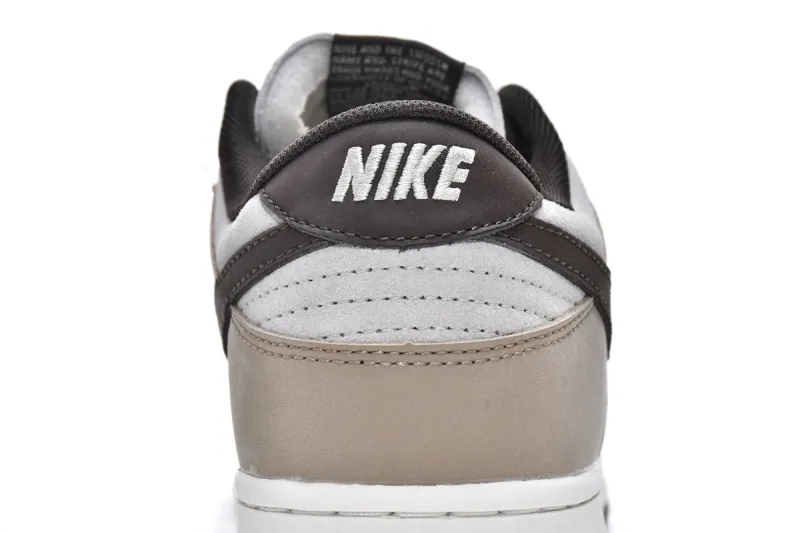 Otomo Katsuhiro x Nike SB Dunk Low Steamboy OST Reps Sneakers LF0039-002