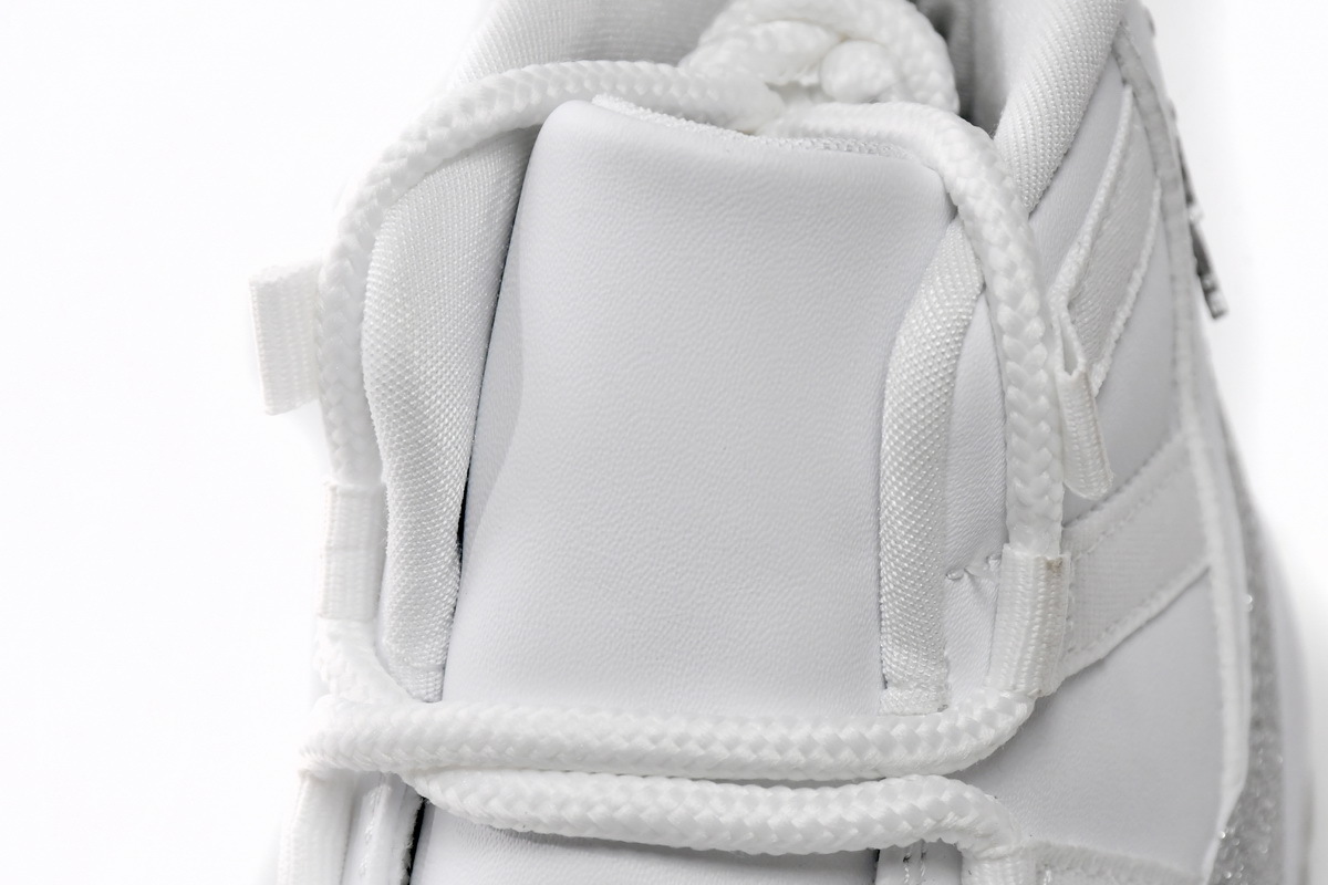 Jordan 11 White Metallic Silver