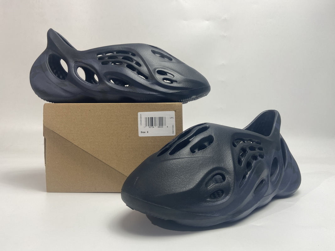 Yeezy Foam Runner Mineral Blue Replica