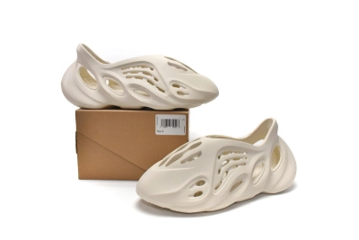 Adidas Yeezy Foam RNNR Sand Reps Sneaker FY4567  02