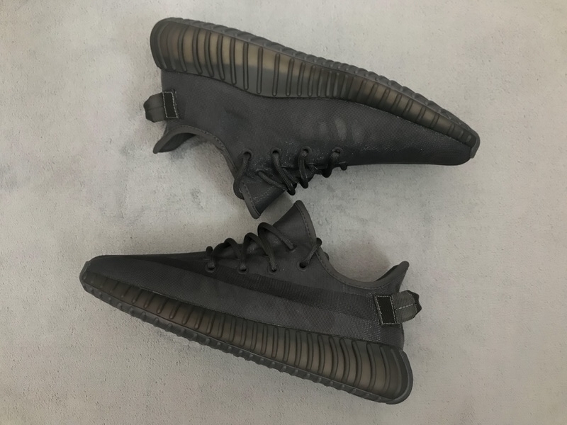 mono cinder yeezy 350