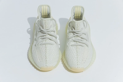 adidas Yeezy Boost 350 V2 Light Reps Sneaker GY3438  02