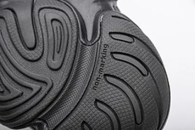 Reps Sneakers  Yeezy 500 “Utility Black”F36640 02
