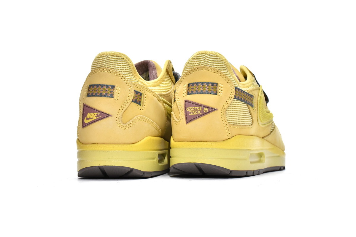 Reps Sneakers CACT.US CORP x Nike Air Max 1 Saturn Gold DO9392-700