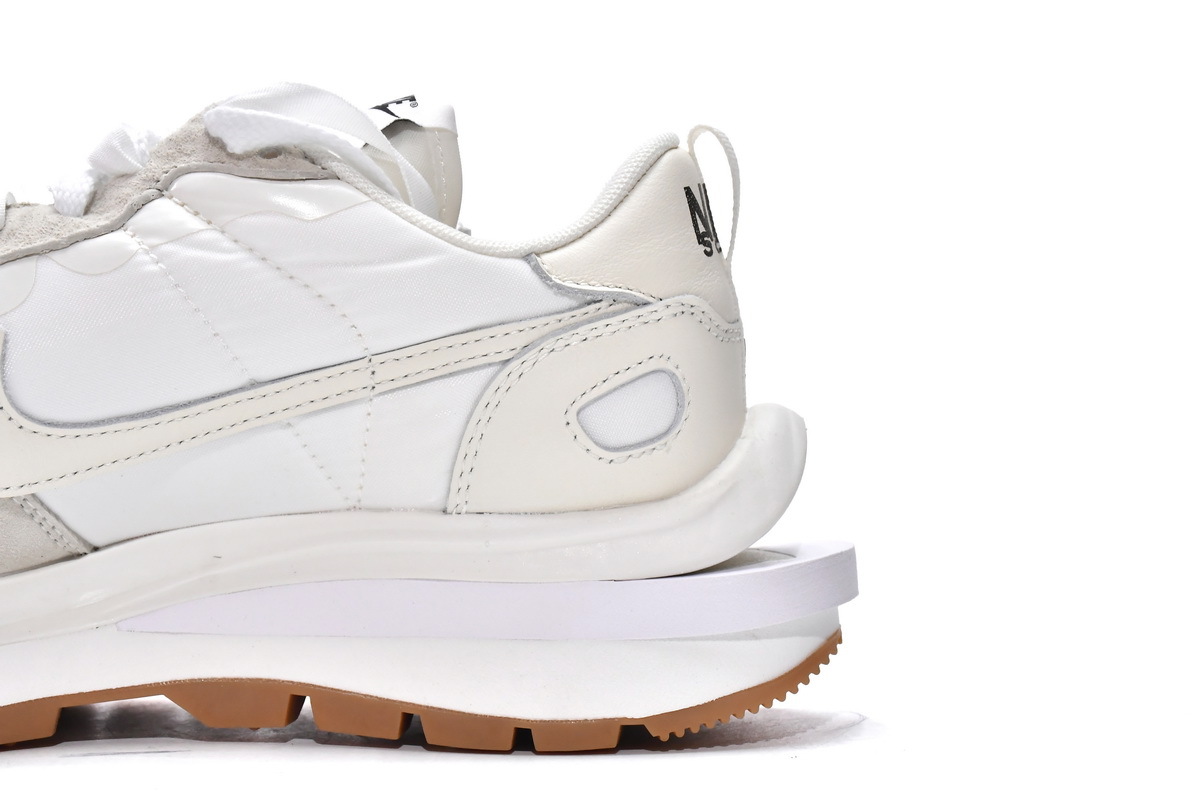 Reps Sneakers Sacai x Nike VaporWaffle White DD1875-100