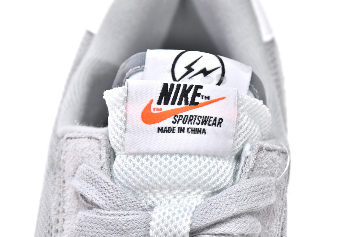 Reps Sneakers Fragment Design x Sacai x Nike LDWaffle Light Smoke Grey DH2684-001