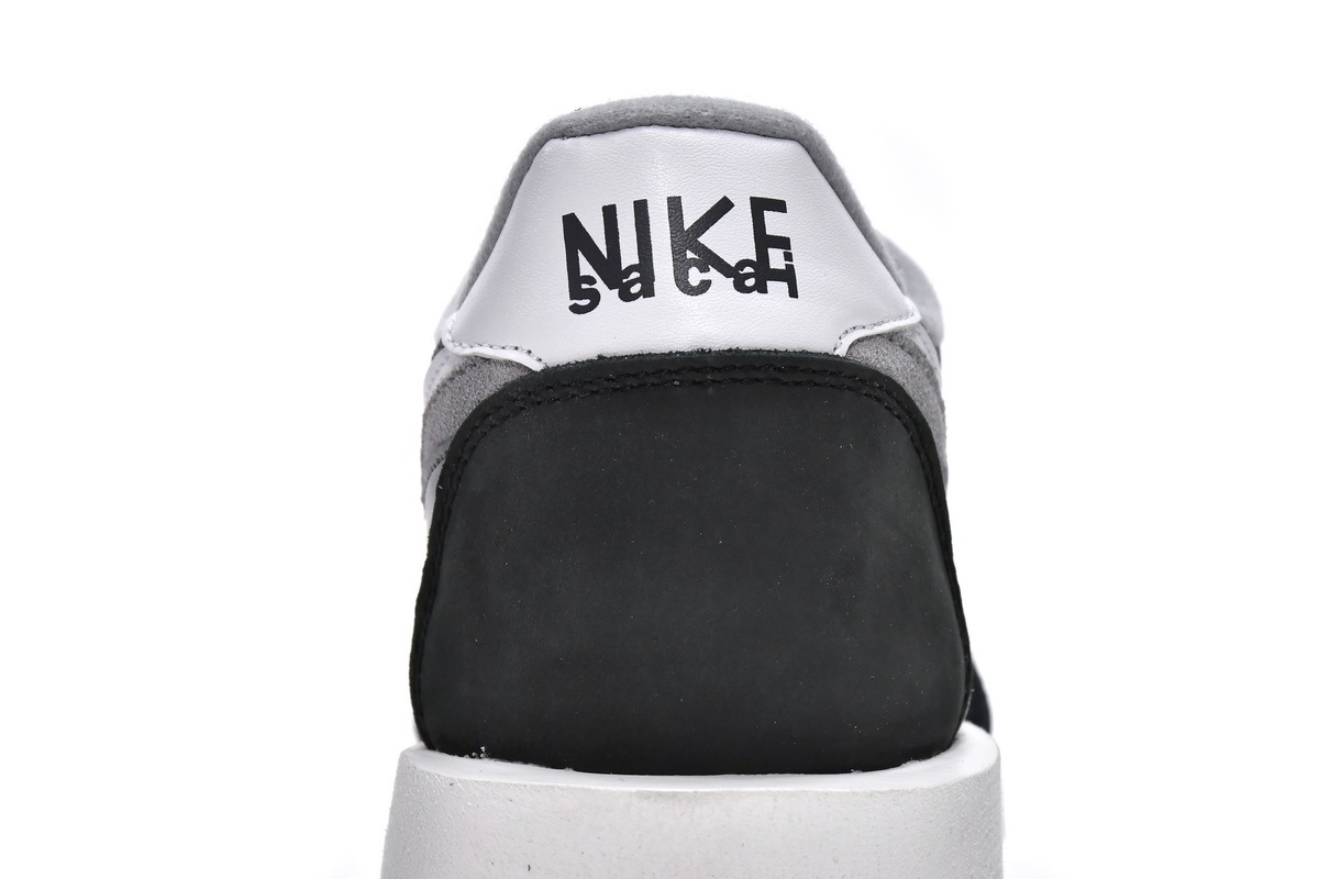 Reps Sneakers Sacai x Nike LDV Waffle Black BV0073-001
