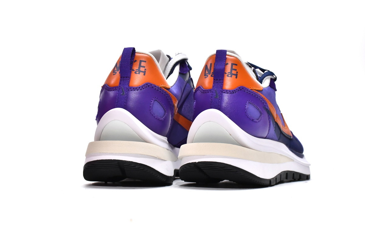 Reps Sneakers Sacai x Nike VaporWaffle Dark Iris DD1875-500