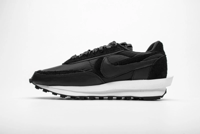 Reps Sneakers Sacai x Nike LDWaffle BlackWhite BV0073-002 01