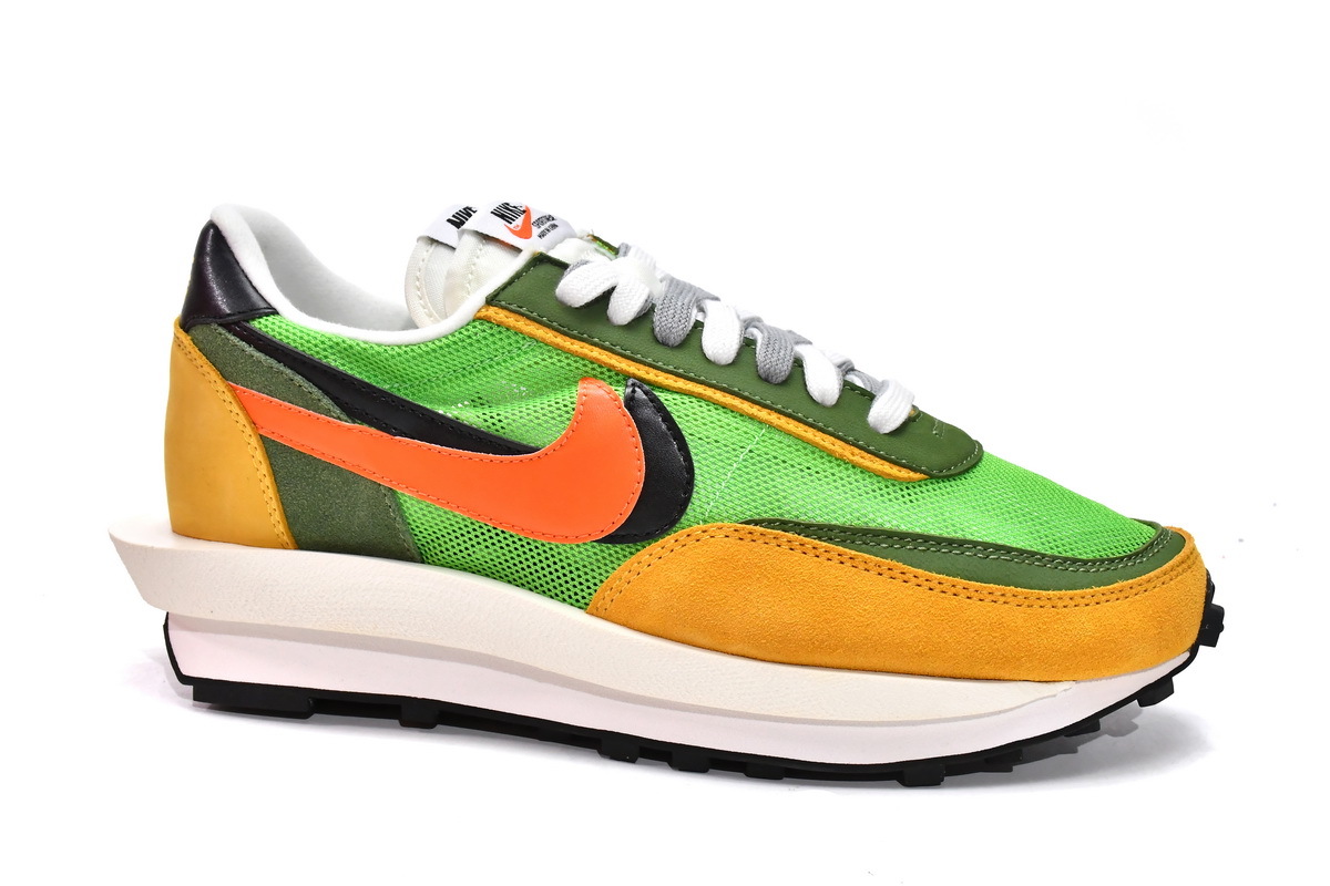 Reps Sneakers Sacai x Nike LDV Waffle Green Gusto BV0073-300