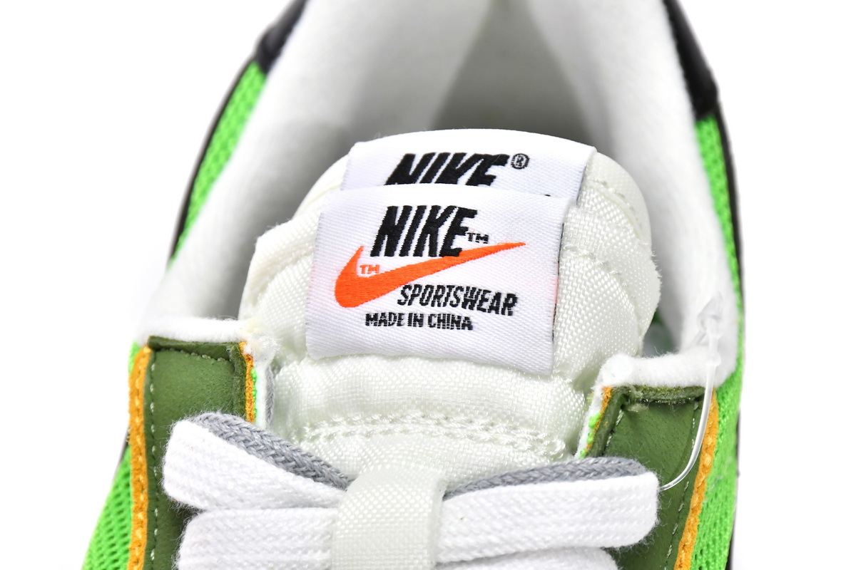 Reps Sneakers Sacai x Nike LDV Waffle Green Gusto BV0073-300