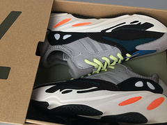 Reps Sneakers  Adidas Yeezy Wave Runner 700 B75571