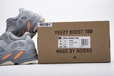 Reps Sneakers Yeezy Boost 700“Inertia” EG7597 01