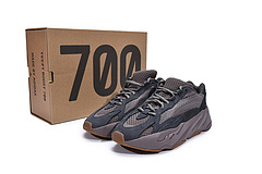 Reps Sneakers  adidas Yeezy Boost 700 V2 Enflame Amber Mauve GZ0724 