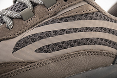 Reps Sneakers  Yeezy Boost 700 V2“Geode”EG6860