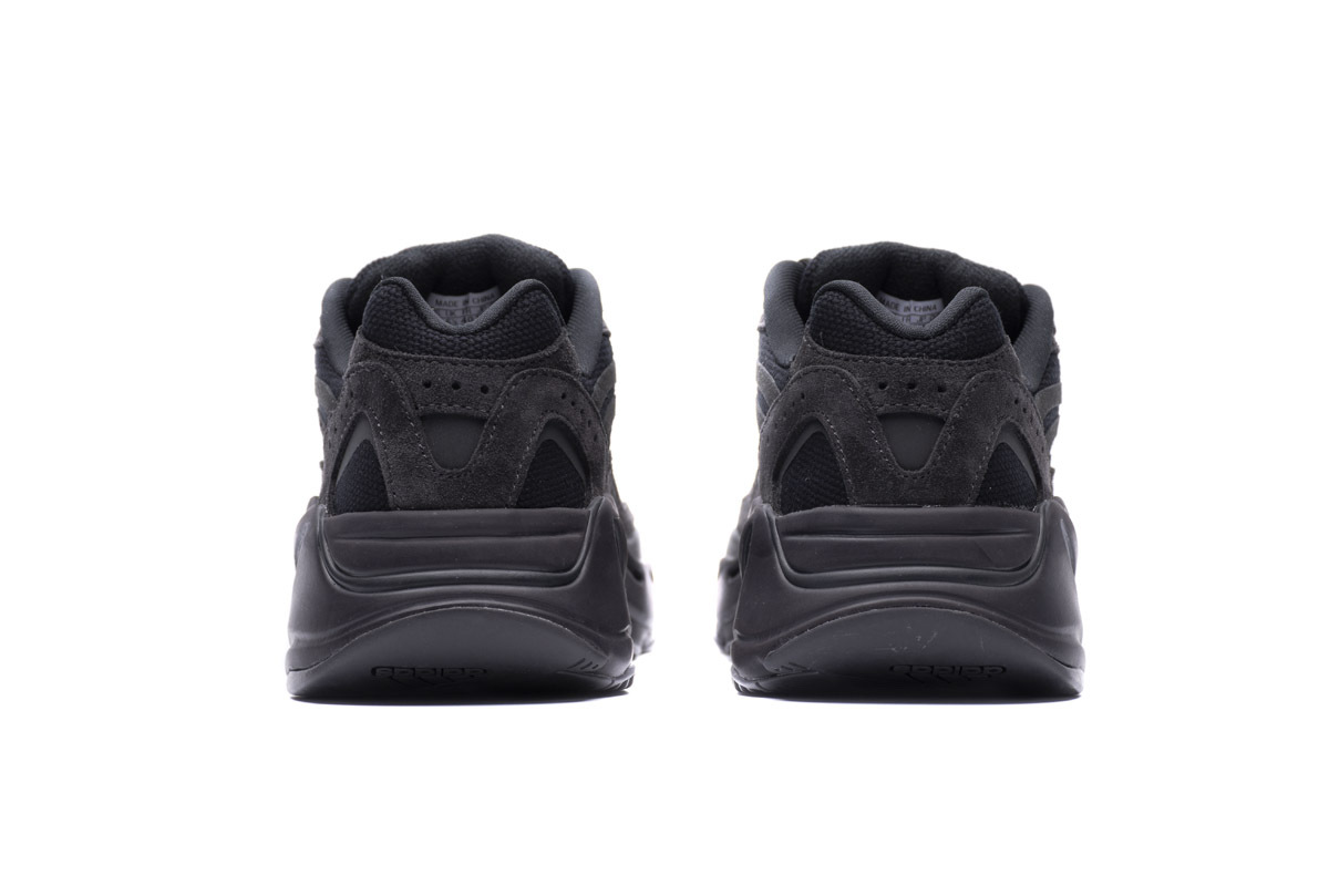 Yeezy Vanta