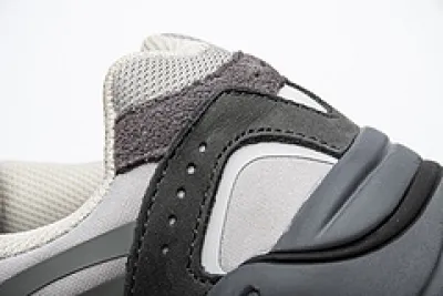 Yeezy 700 v2 Tephra Reps Sneakers FU7914 02
