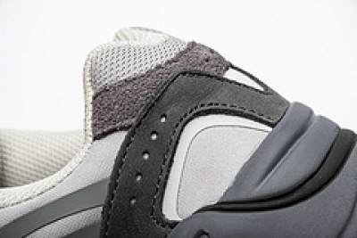 Yeezy 700 v2 Tephra Reps Sneakers FU7914 02