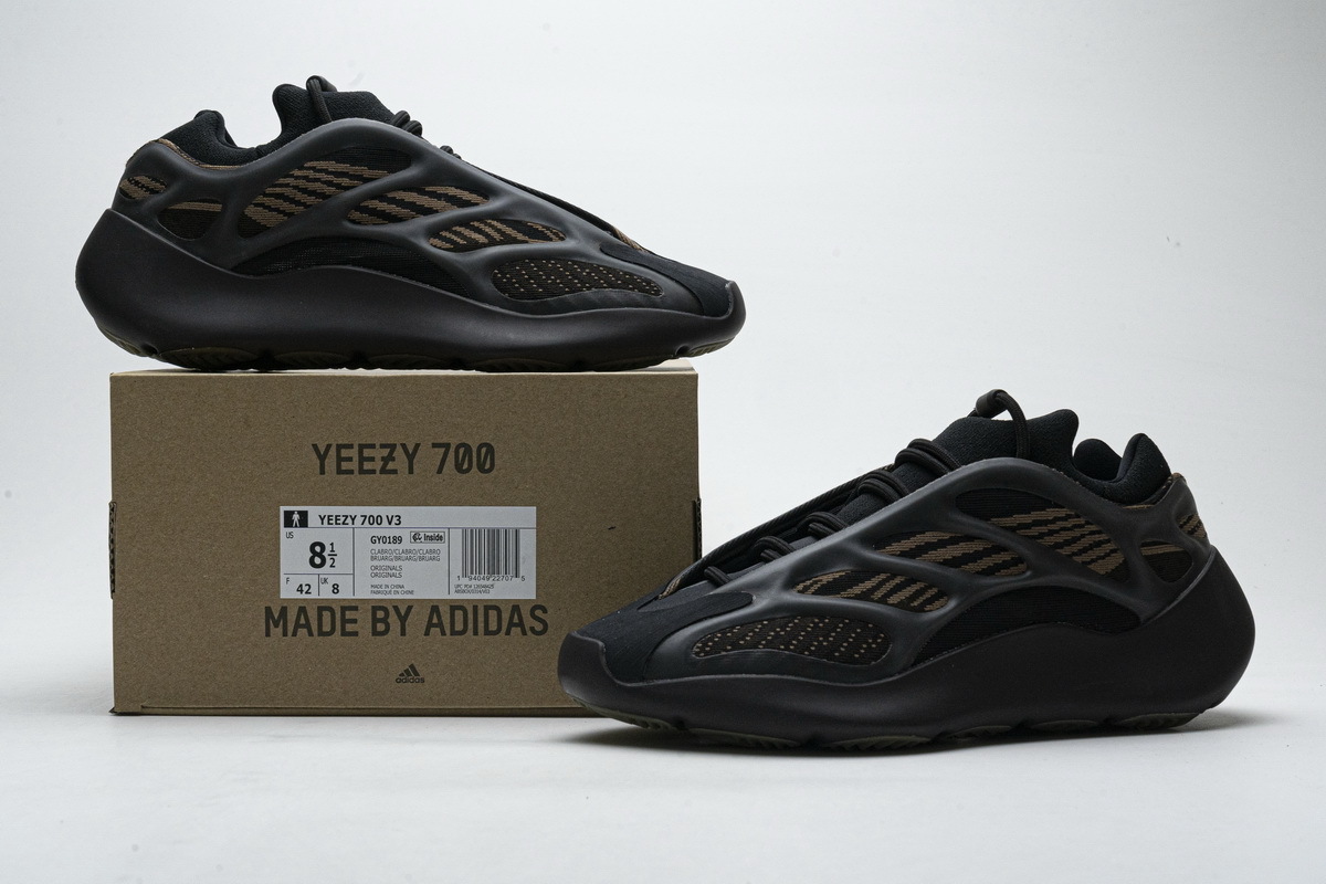 yeezy 700 v3 clay