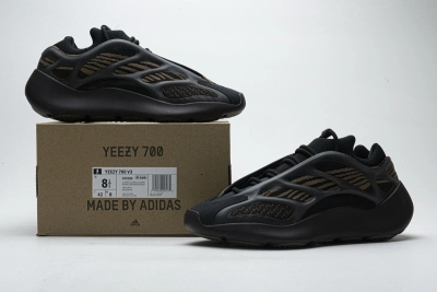 Adidas Yeezy 700 V3 Clay Brown Reps Sneaker GY0189  02