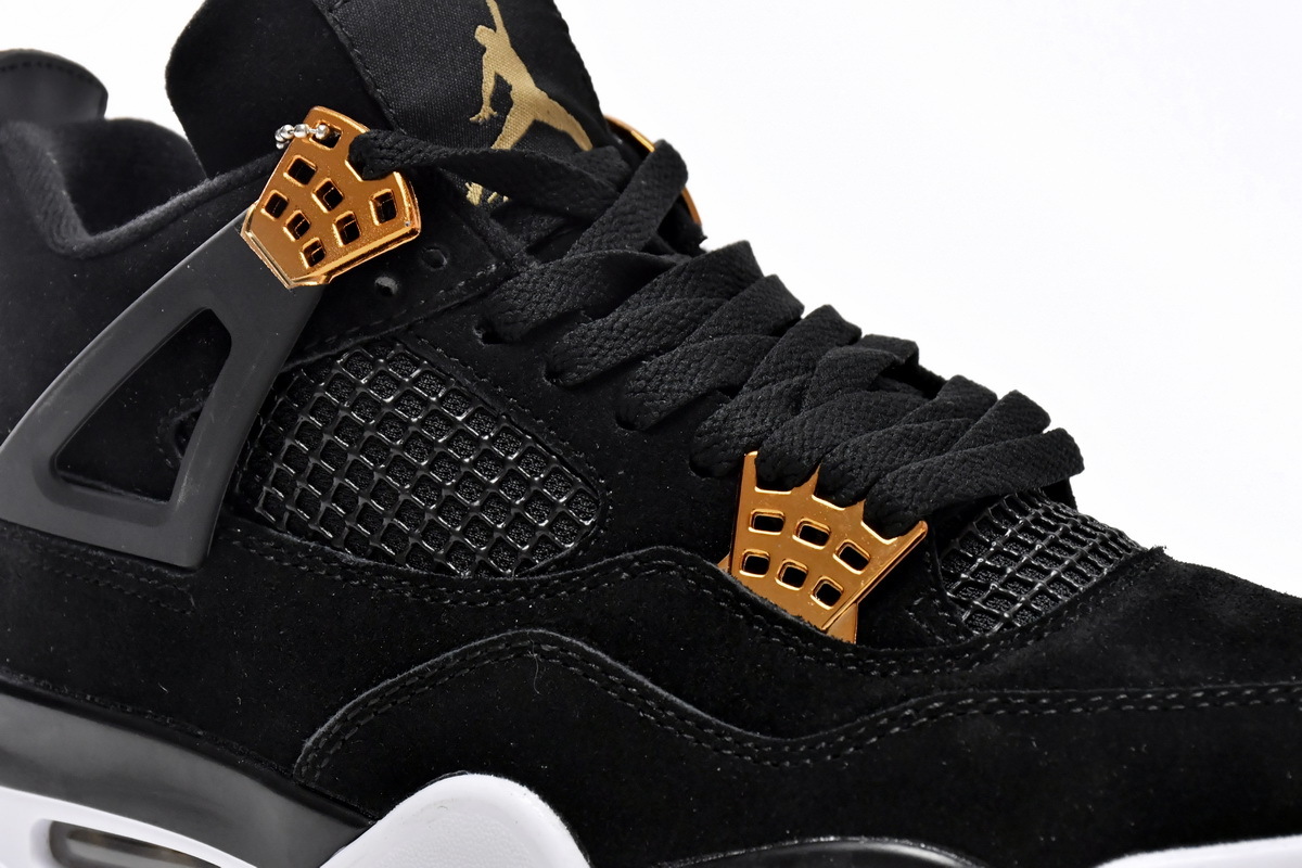 Royalty 4S