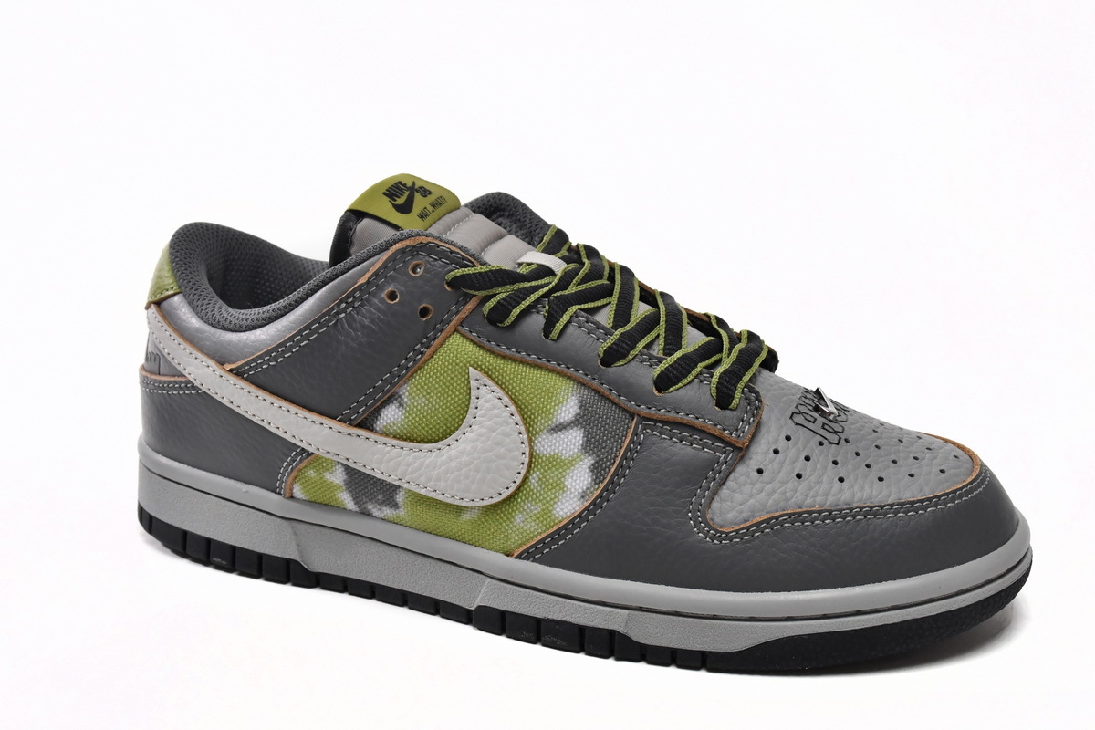Dunks HUF Wait What