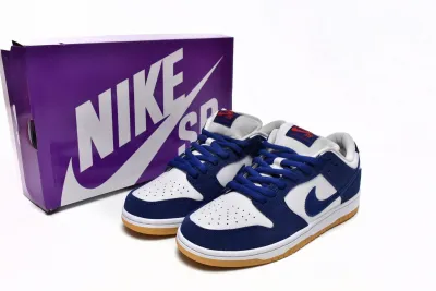 Nike SB Dunk Low Los Angeles Dodgers Reps Sneaker DO9395-400 02