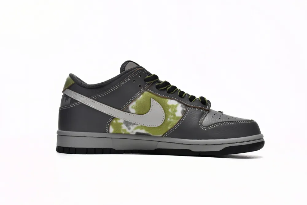 HUF dunks Low wait what 