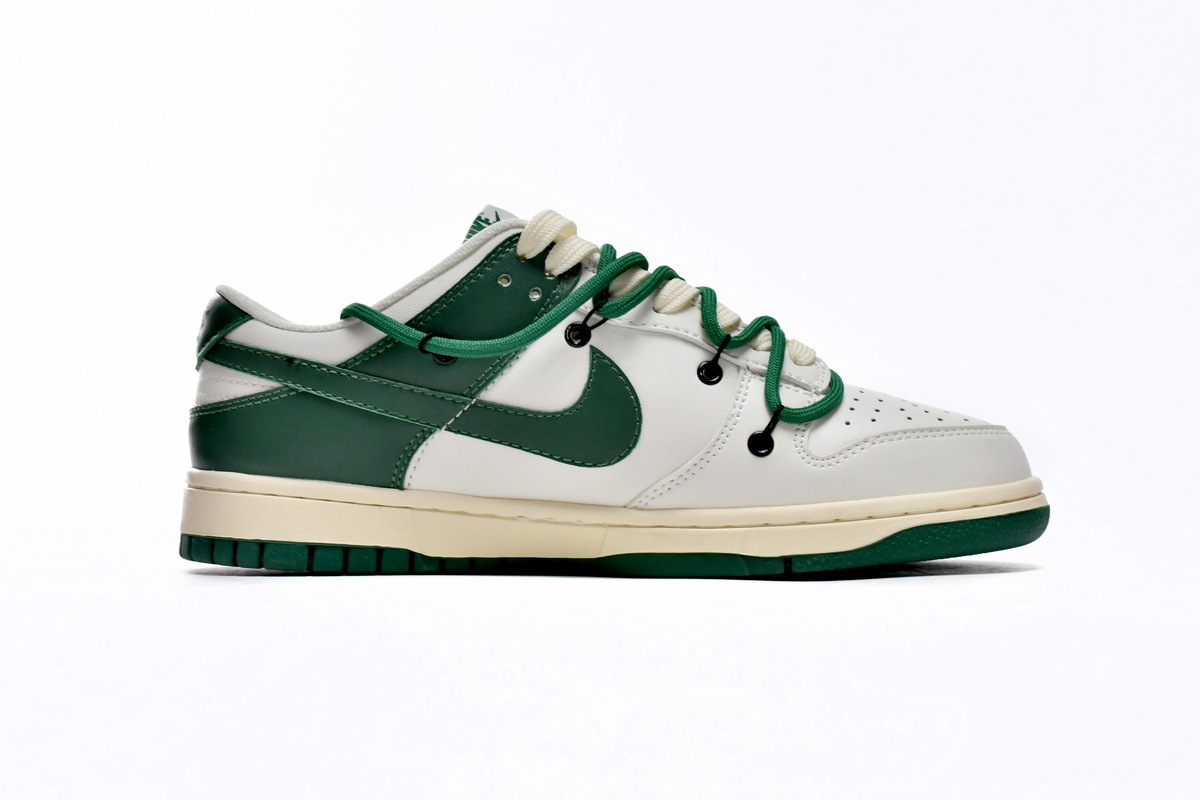 Dunks Low bandage white and green