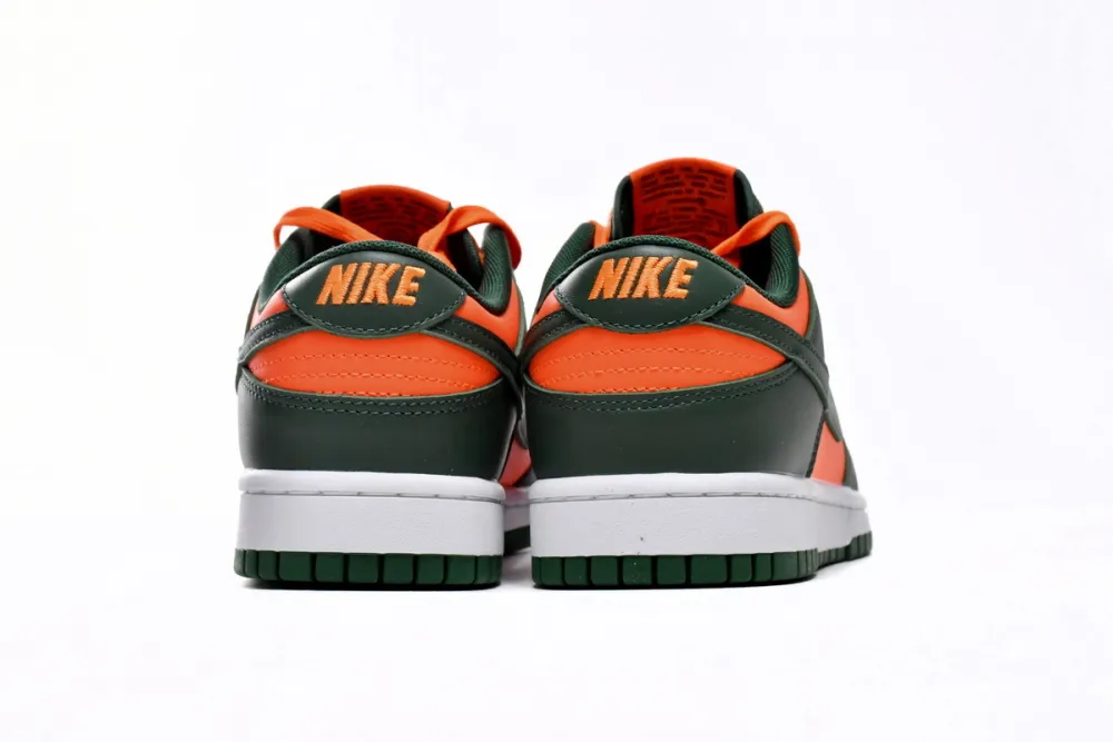 dunk low orangreen