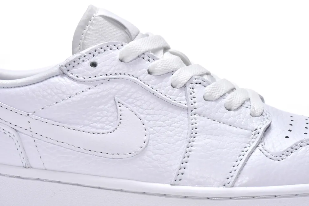 jordan 1s Golf Triple White