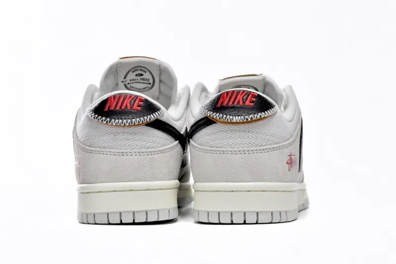 nike dunk x stussy