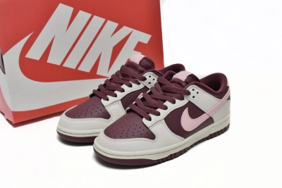 Nike Dunk Low Retro PRM Valentine's Day Reps Sneaker DR9705-100 02
