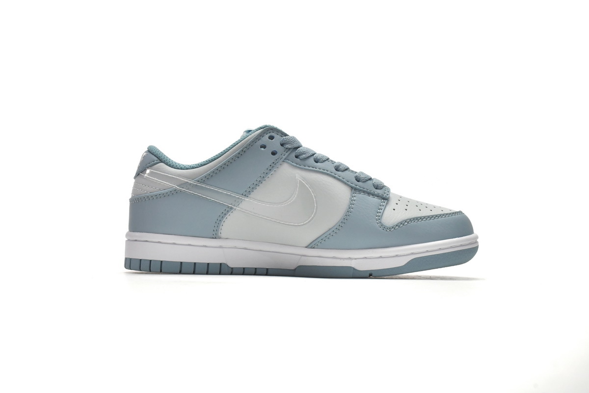 Clear Blue dunks