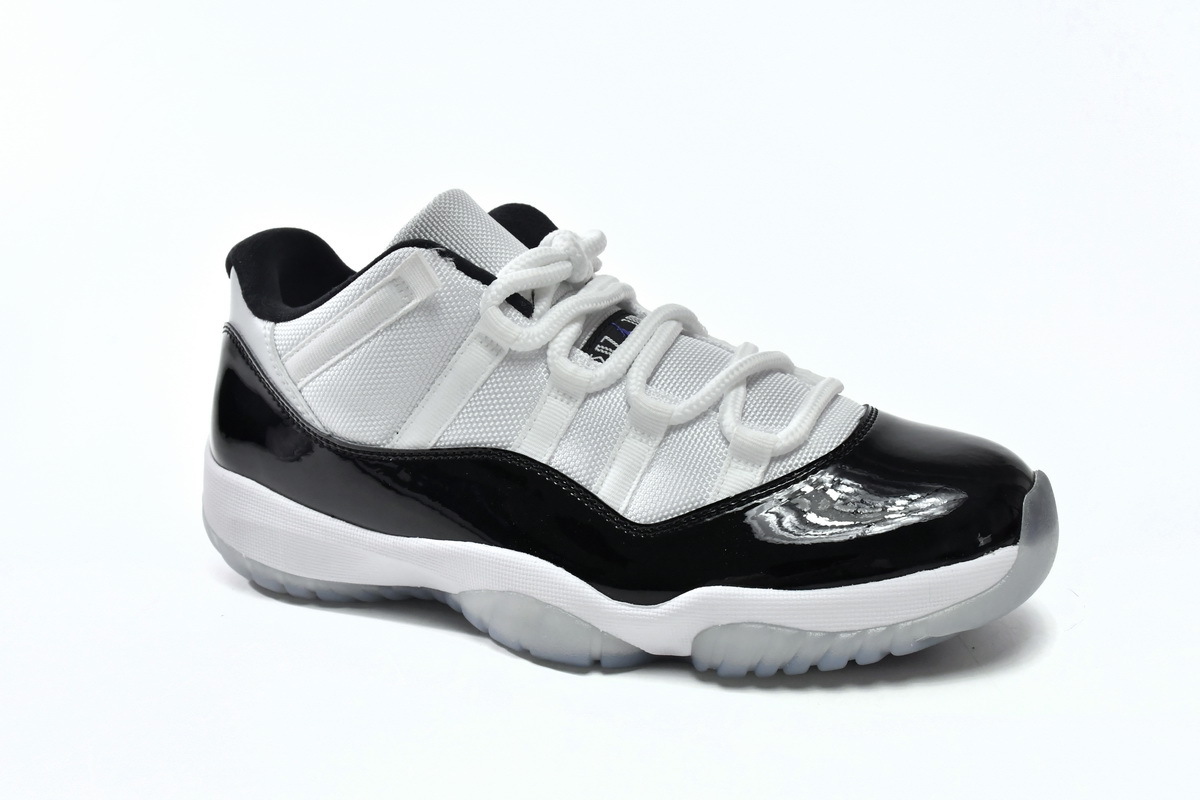 Jordan 11 low Concord replica