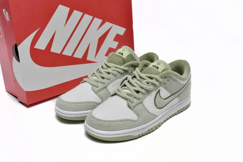 Honeydew dunk low