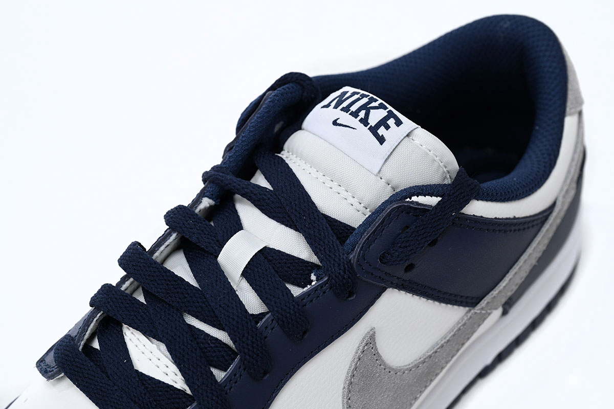 dunk midnight navy low