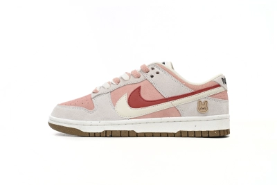 Nike SB Dunk Low “Year of the Rabbit" Reps Sneaker DO9457-100 01