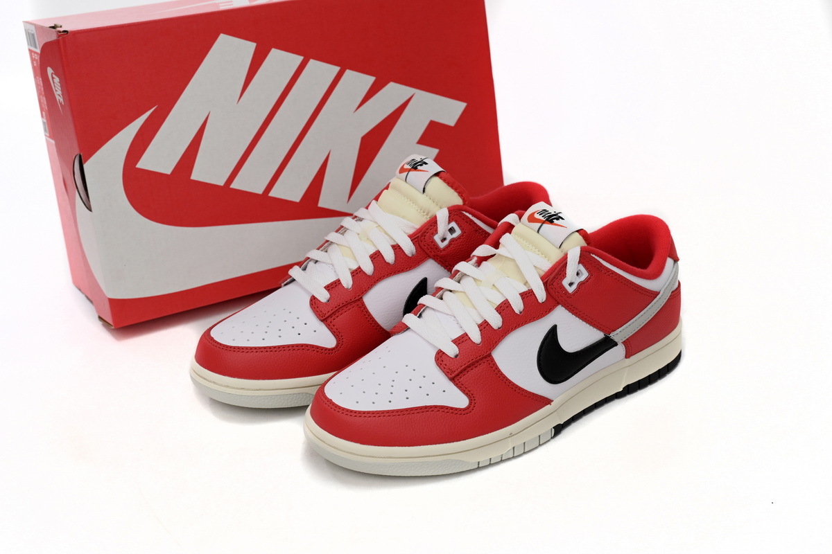 dunks low Chicago Split 