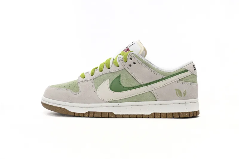 Dunk Low 85